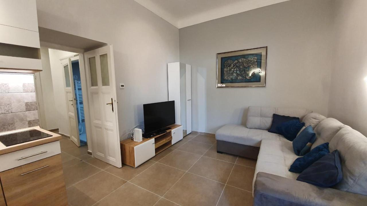 Modern Parkside Garden View Apartment 부다페스트 외부 사진