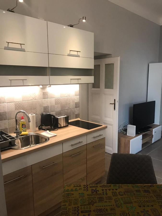 Modern Parkside Garden View Apartment 부다페스트 외부 사진
